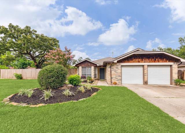 Property at 29218 Loddington St, Spring, TX 77386, 3 beds, 2 baths