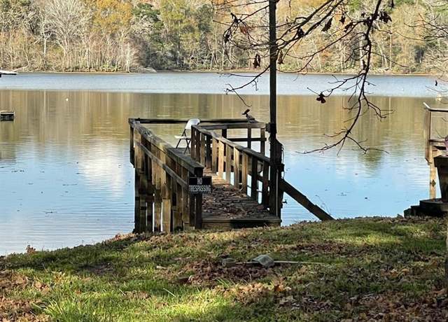 Property at 100 and 102 N Lakeside Dr, Huntsville, TX 77320