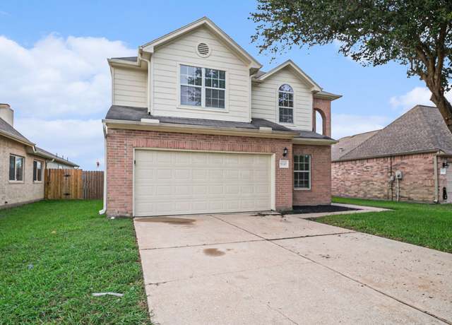 Property at 9245 Clearwood Landing Blvd, Houston, TX 77075, 4 beds, 2.5 baths