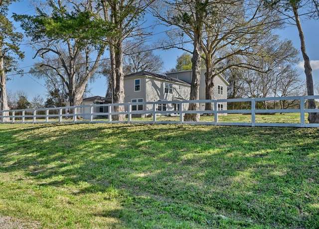 Property at 6300 Highway 105, Brenham, TX 77833, 4 beds, 3.5 baths