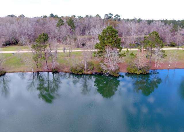 Property at 16 Smith Loop N, Cleveland, TX 77327