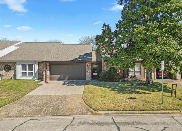 Property at 661 Cherry Hills Dr, Huntsville, TX 77340, 2 beds, 2 baths