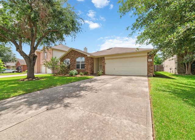 Property at 8123 Solara Bnd, Houston, TX 77083, 4 beds, 2 baths