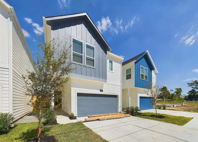 Property at 5022 Broom St, Houston, TX 77091, 3 beds, 2.5 baths