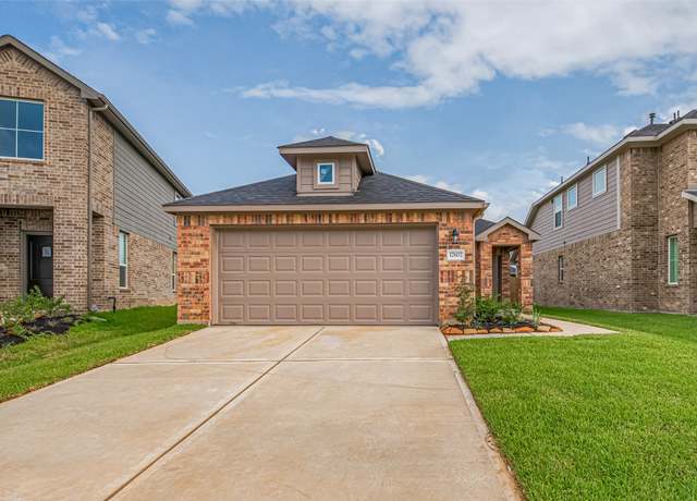 Property at 17807 Cappadocia Trl, Tomball, TX 77377, 4 beds, 2 baths
