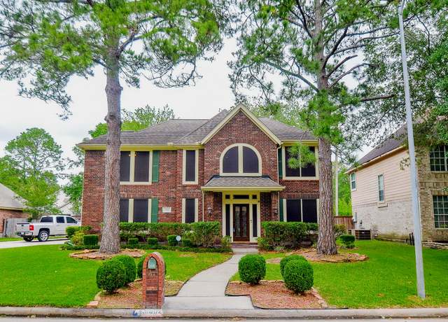 Property at 19802 Wood Walk Ln, Humble, TX 77346, 4 beds, 3.5 baths