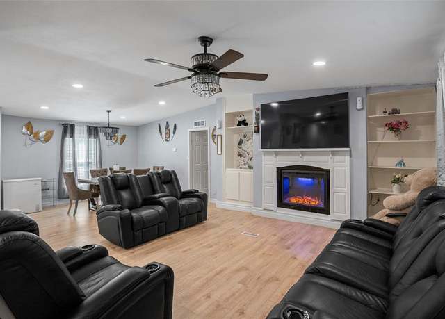 Property at 2061 Road 5100, Cleveland, TX 77327, 3 beds, 2 baths