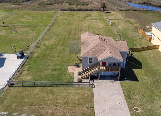 Property at 2027 103rd St, Galveston, TX 77554, 4 beds, 3 baths