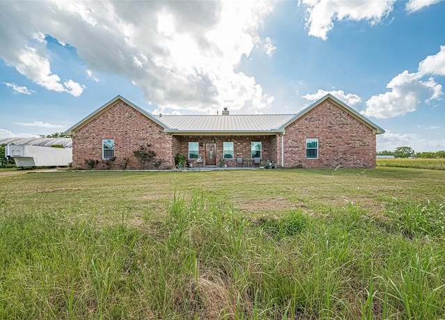 Property at 1097 County Road 615, Dayton, TX 77535, 5 beds, 2.5 baths