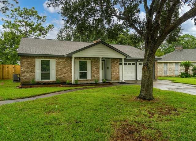 Property at 16110 Reseda Cir, Houston, TX 77062, 4 beds, 2 baths