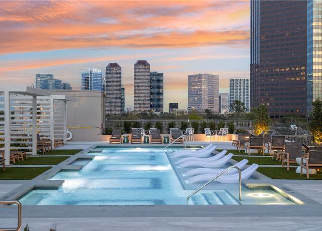 Property at 5656 San Felipe St #1403, Houston, TX 77056, 2 beds, 2 baths