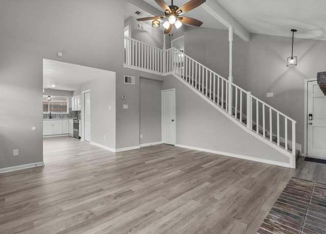 Property at 10919 Kirkbud Dr, Houston, TX 77089, 3 beds, 2.5 baths