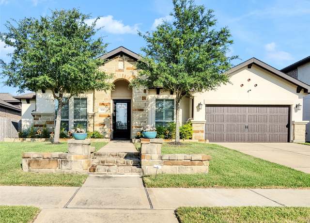 Property at 808 Galloway Mist Ln, Friendswood, TX 77546, 4 beds, 3 baths