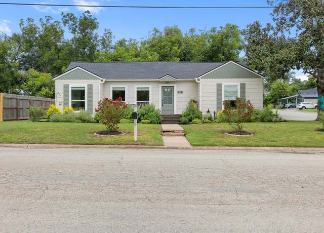 Property at 114 E Obryant St, Bellville, TX 77418, 3 beds, 1 bath