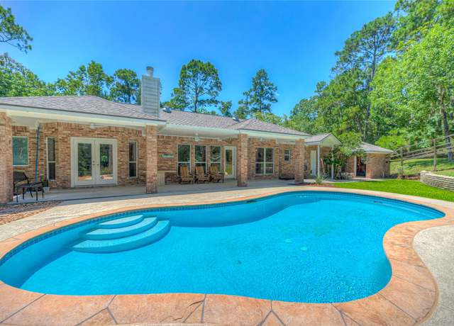 Property at 951 S Cape Royale Dr, Coldspring, TX 77331, 3 beds, 2.5 baths