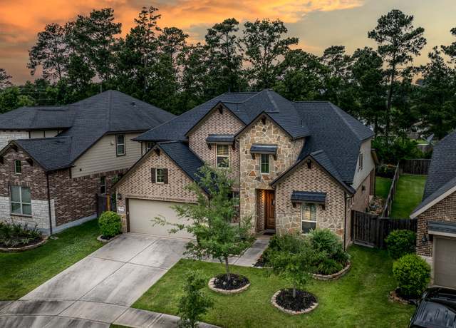 Property at 1083 Ginger Glade Ln, Pinehurst, TX 77362, 4 beds, 3.5 baths