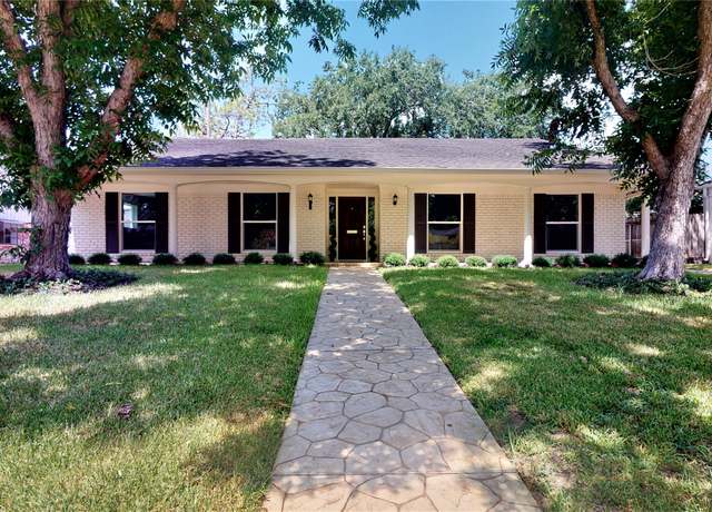 Property at 506 Briar Hill Dr, Houston, TX 77042, 4 beds, 2.5 baths