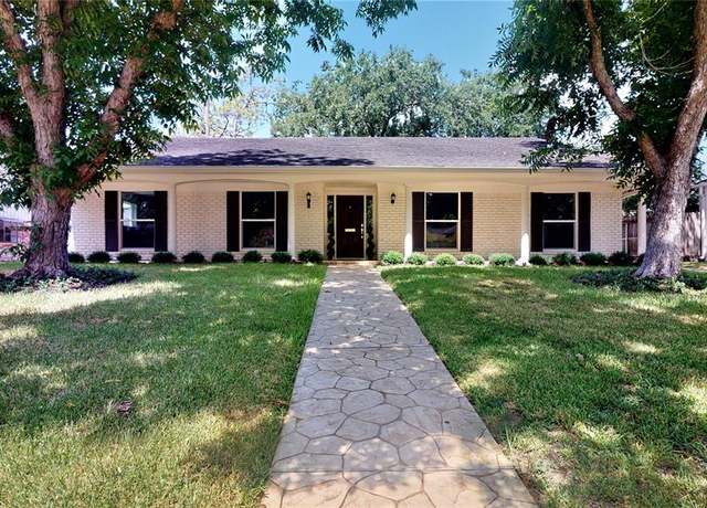 Property at 506 Briar Hill Dr, Houston, TX 77042, 4 beds, 2.5 baths