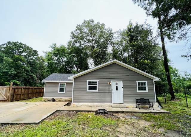 Property at 110 Andrea Rd, Livingston, TX 77351, 3 beds, 2 baths