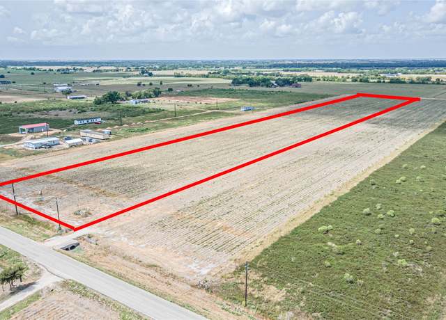 Property at 4327 Polak Rd, Wallis, TX 77485