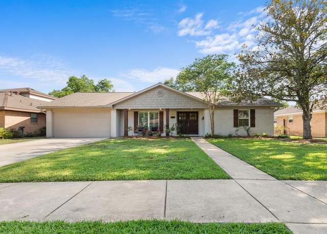 Property at 5814 Arboles Dr, Houston, TX 77035, 4 beds, 3 baths