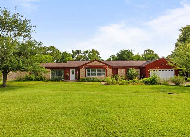 Property at 6435 N Haywood Dr, Houston, TX 77061, 3 beds, 2 baths