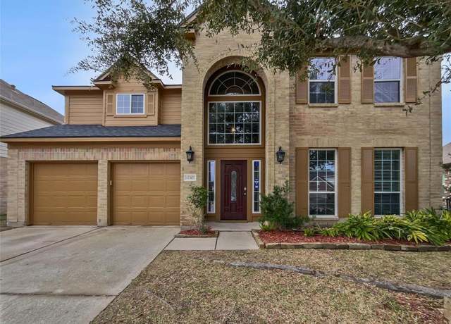 Property at 17307 Banff Springs Ct, Humble, TX 77346, 4 beds, 2.5 baths