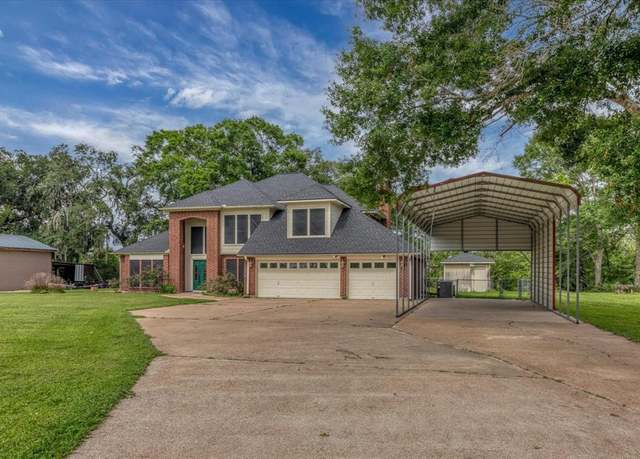 Property at 7739 County Road 684, Sweeny, TX 77480, 3 beds, 2.5 baths