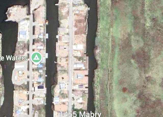 Property at 1455 Mabry St, Gilchrist, TX 77617