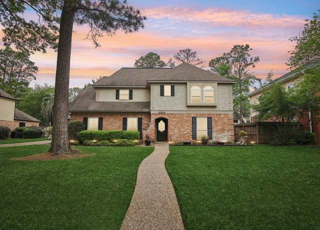 Property at 5306 Havenwoods Dr, Houston, TX 77066, 5 beds, 3.5 baths