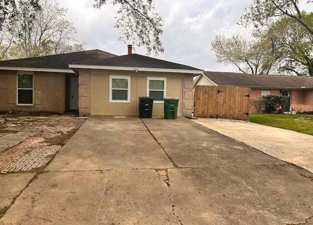 Property at 15834 Bazelbriar Ln, Houston, TX 77489, 4 beds, 2 baths