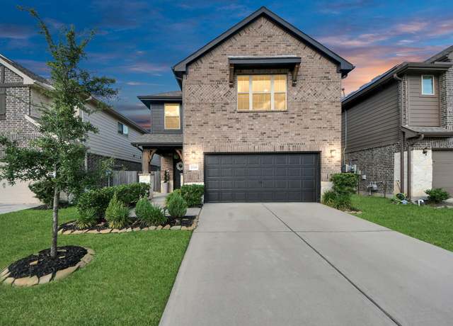 Property at 17719 White Lightning Way, Spring, TX 77379, 6 beds, 4.5 baths