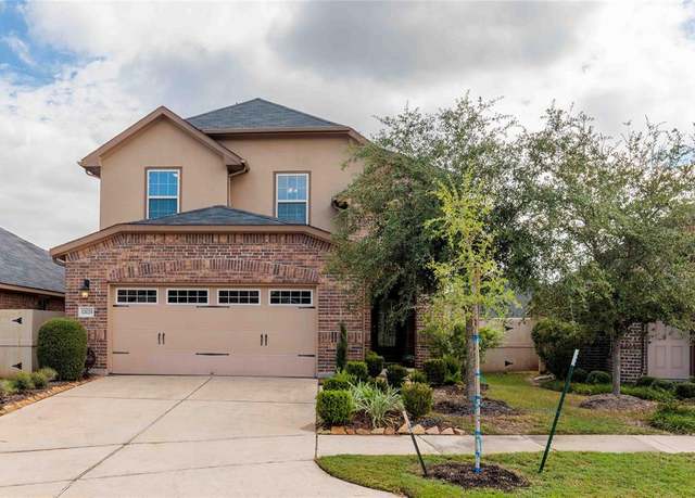 Property at 12123 Parade Park Pl, Houston, TX 77047, 4 beds, 2.5 baths