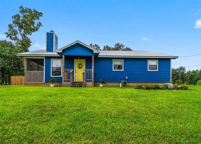 Property at 150 Lazy Ln, Livingston, TX 77351, 1 bed, 1.5 baths