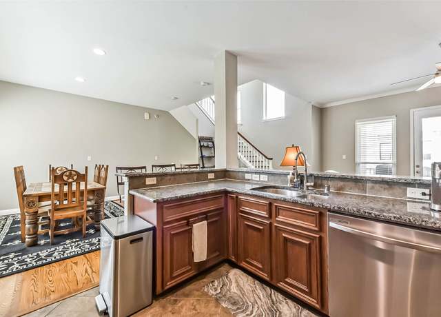 Property at 1513 Nagle St, Houston, TX 77003, 2 beds, 2.5 baths