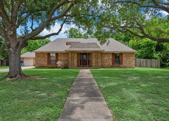Property at 1520 Sycamore St, Navasota, TX 77868, 3 beds, 2.5 baths