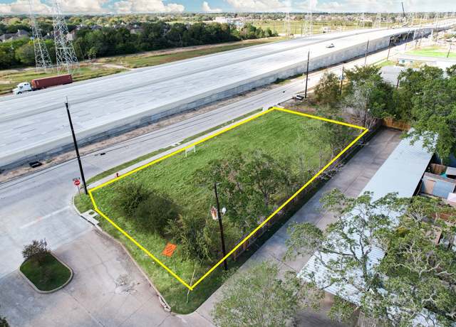 Property at 2400 Bayport Blvd, Seabrook, TX 77586