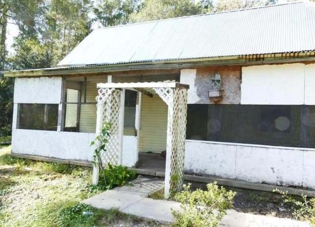 Property at 1547 Lee Miller Rd, Silsbee, TX 77656, 3 beds, 2 baths