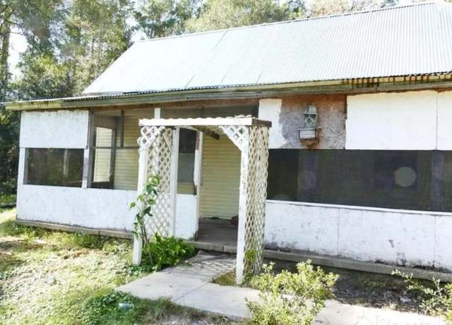 Property at 1547 Lee Miller Rd, Silsbee, TX 77656, 3 beds, 2 baths