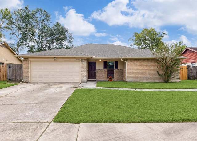 Property at 12510 Corning Dr, Houston, TX 77089, 4 beds, 2 baths