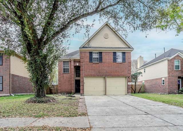 Property at 3635 Villa Glen Dr, Houston, TX 77088, 4 beds, 2.5 baths