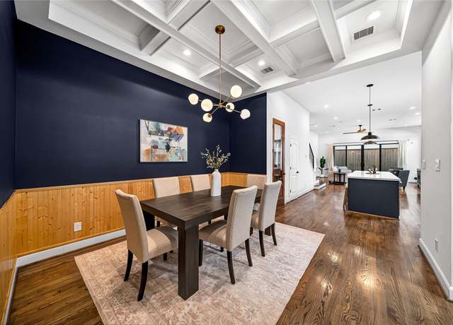 Property at 1725 Michigan St, Houston, TX 77006, 3 beds, 2.5 baths