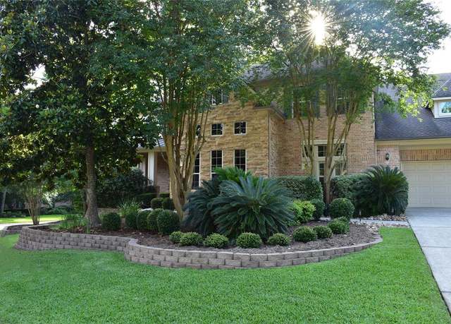 Property at 99 S Shawnee Ridge Cir, The Woodlands, TX 77382, 4 beds, 3.5 baths