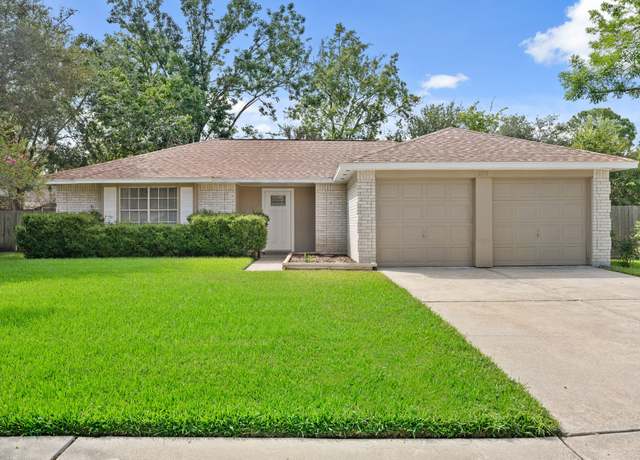 Property at 2813 Jeb Stuart Dr, League City, TX 77573, 3 beds, 2 baths