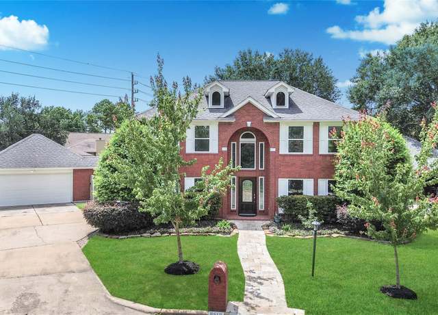 Property at 8510 Canyon Pine Dr, Spring, TX 77379, 4 beds, 2.5 baths