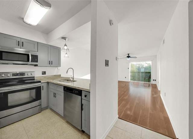 Property at 1516 Bay Area Blvd Unit R6, Houston, TX 77058, 2 beds, 1.5 baths