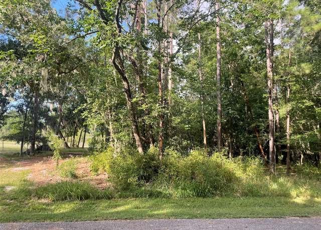 Property at 11 Crown Dr, Coldspring, TX 77331