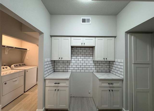 Property at 9803 Club Creek Dr #134, Houston, TX 77036, 2 beds, 2 baths
