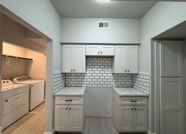 Property at 9803 Club Creek Dr #134, Houston, TX 77036, 2 beds, 2 baths