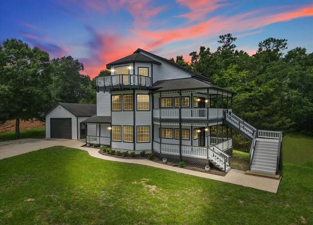 Property at 401 Paradise Dr, Coldspring, TX 77331, 4 beds, 4 baths